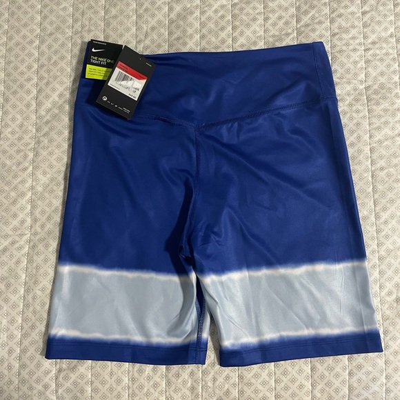 Nike Blue Tie-Dye Biker Shorts - Picture 2 of 5